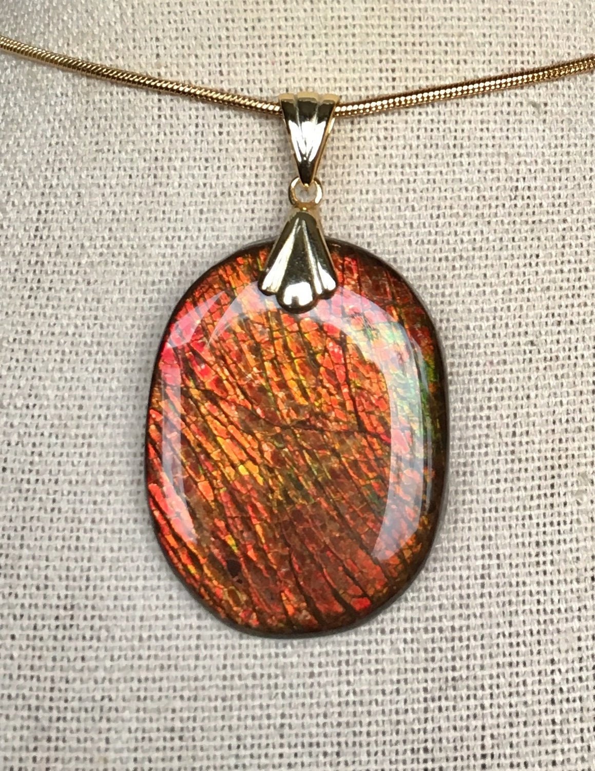 Ammolit Anhänger - Glittery Dragonskin Muster von AmmoliteRainbows