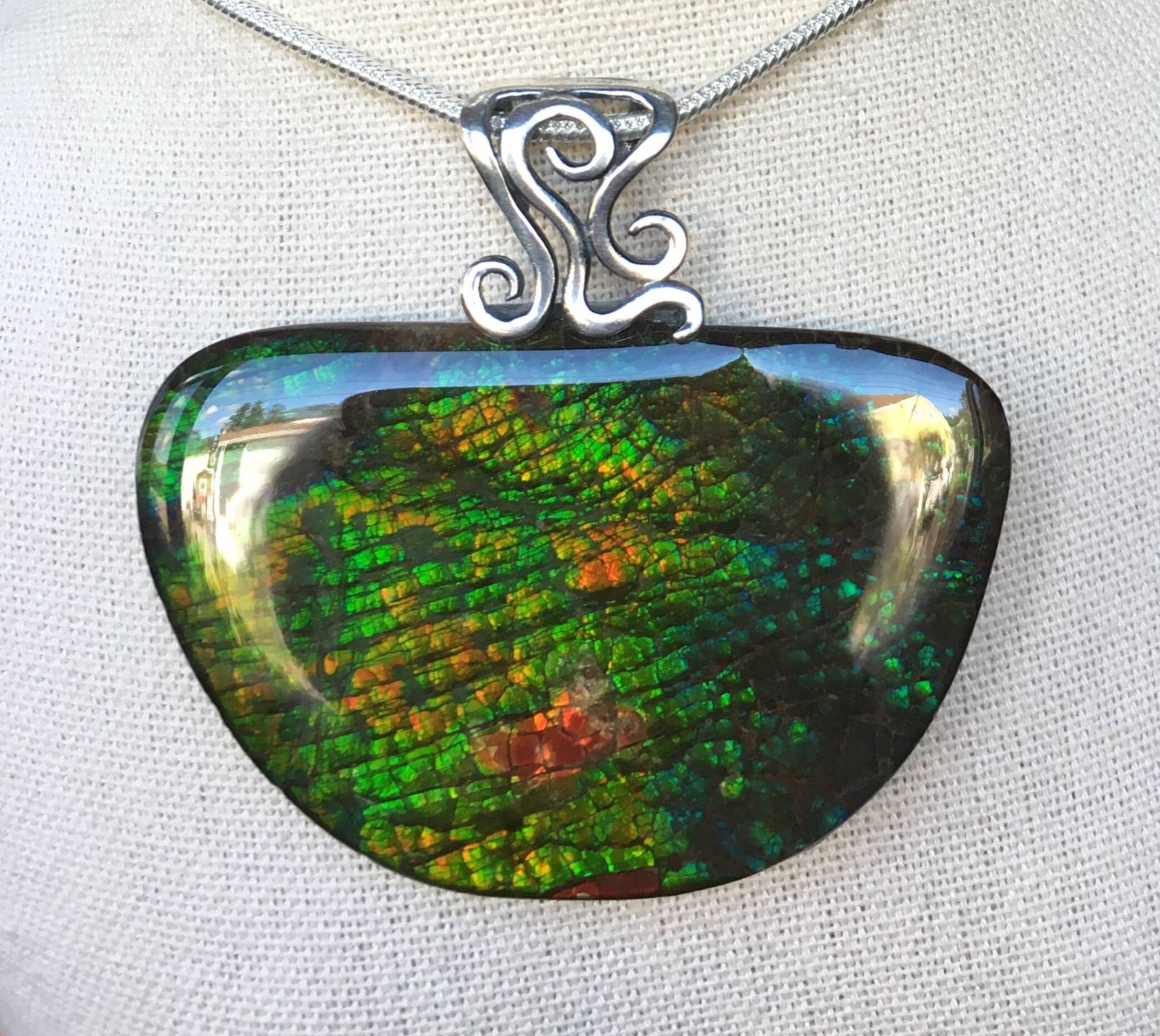 Ammolit Anhänger - Großer "Blumengarten" von AmmoliteRainbows