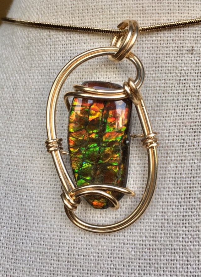 Ammolit Anhänger - Kleinere Wrap von AmmoliteRainbows