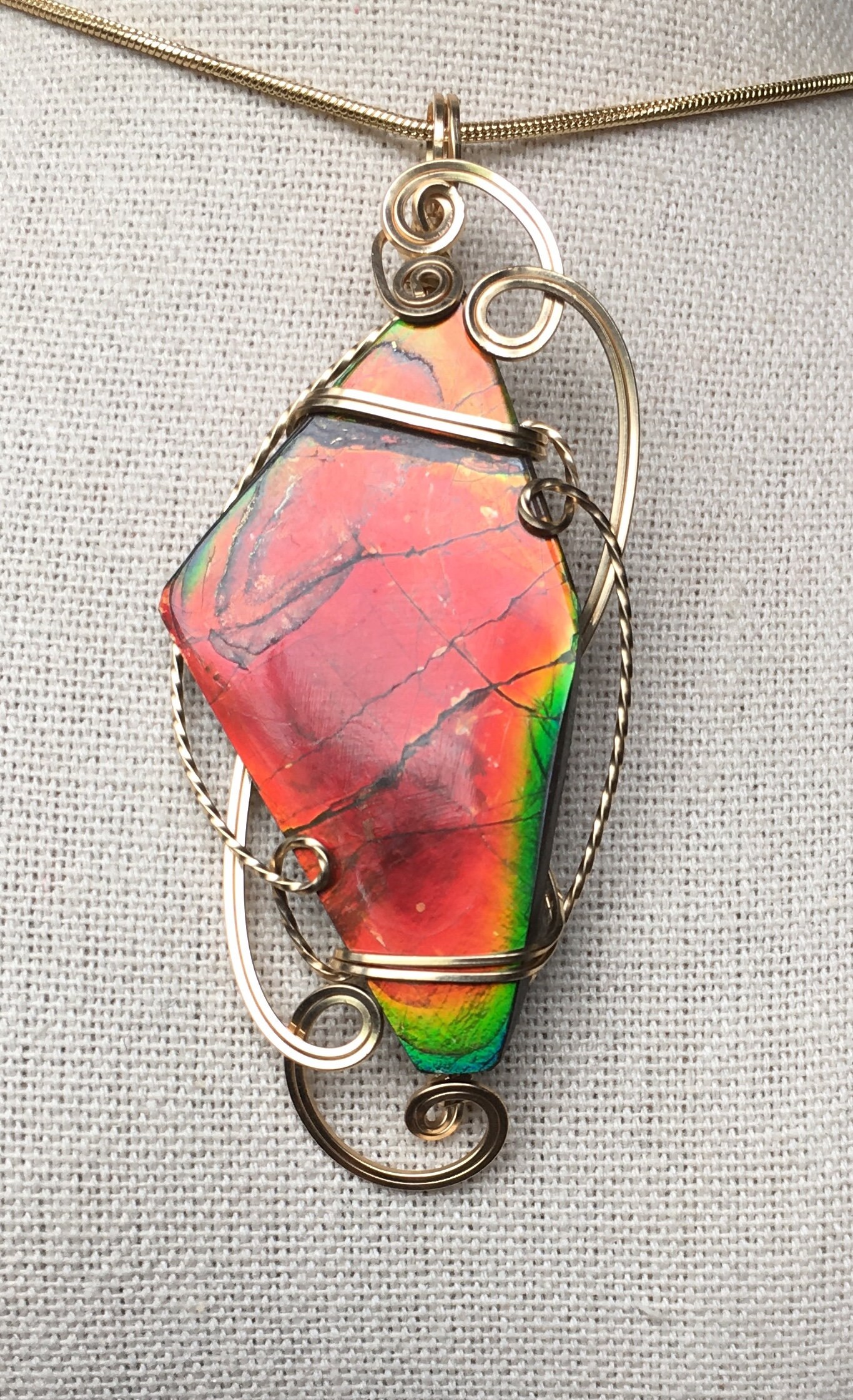 Ammolit Anhänger von AmmoliteRainbows