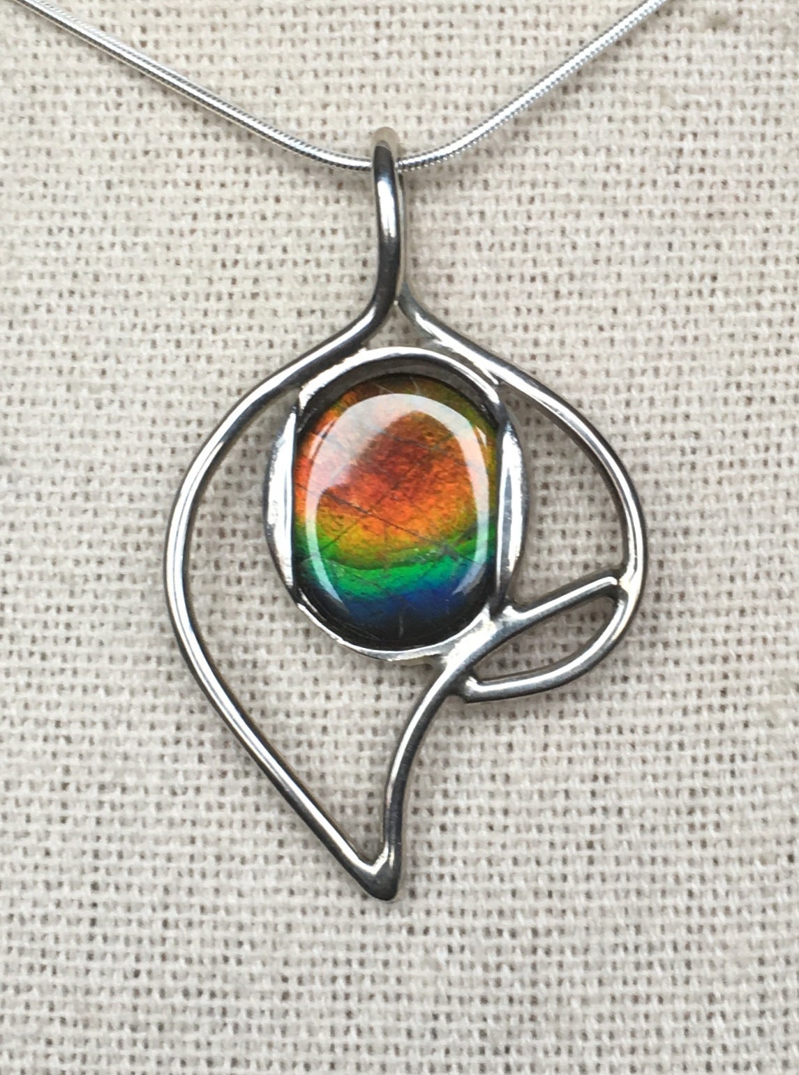 Ammolit Anhänger von AmmoliteRainbows