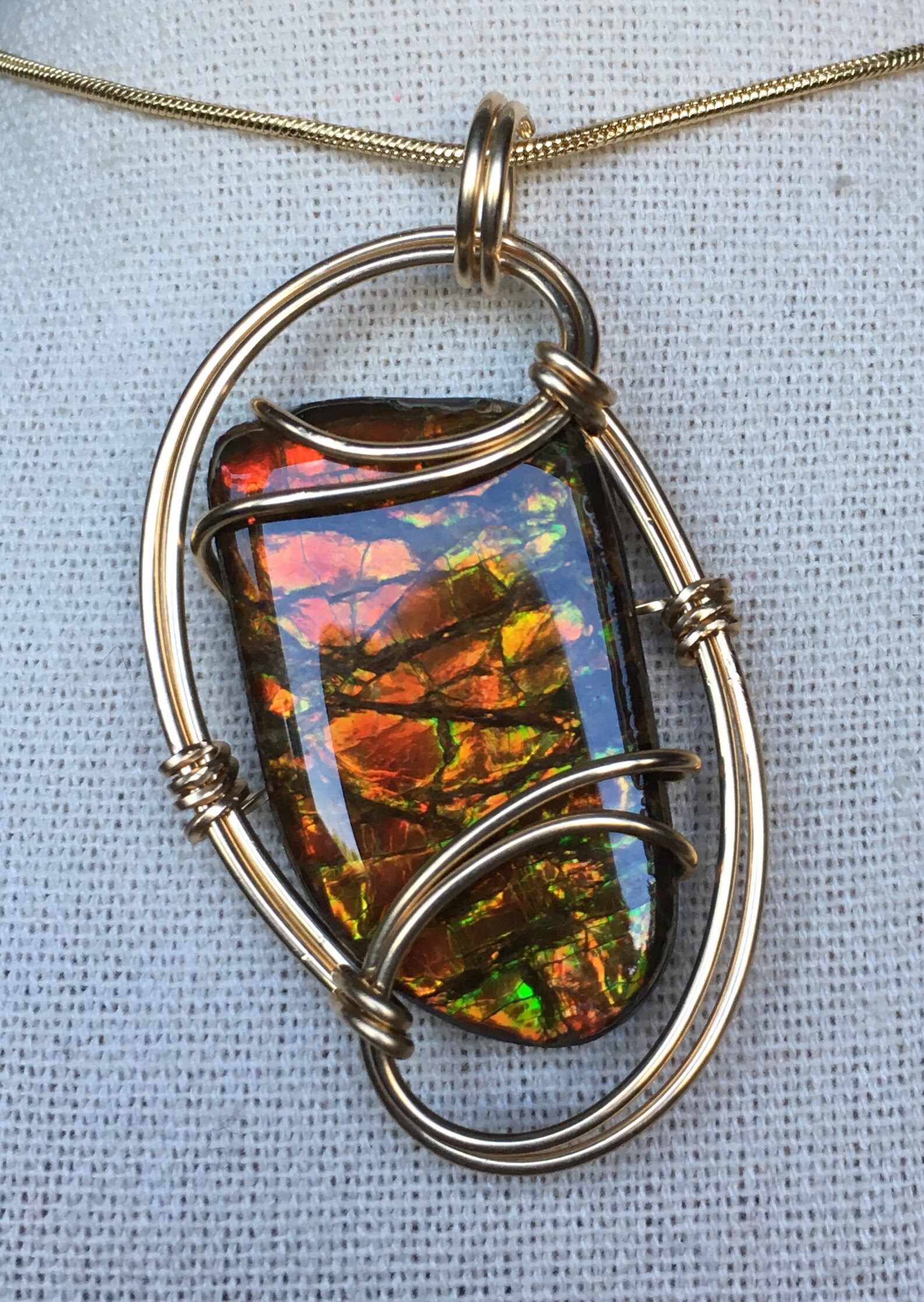 Ammolit Anhänger von AmmoliteRainbows