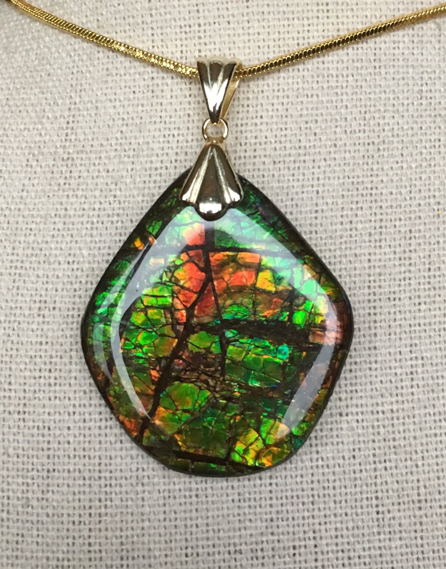 Ammolit Anhänger von AmmoliteRainbows