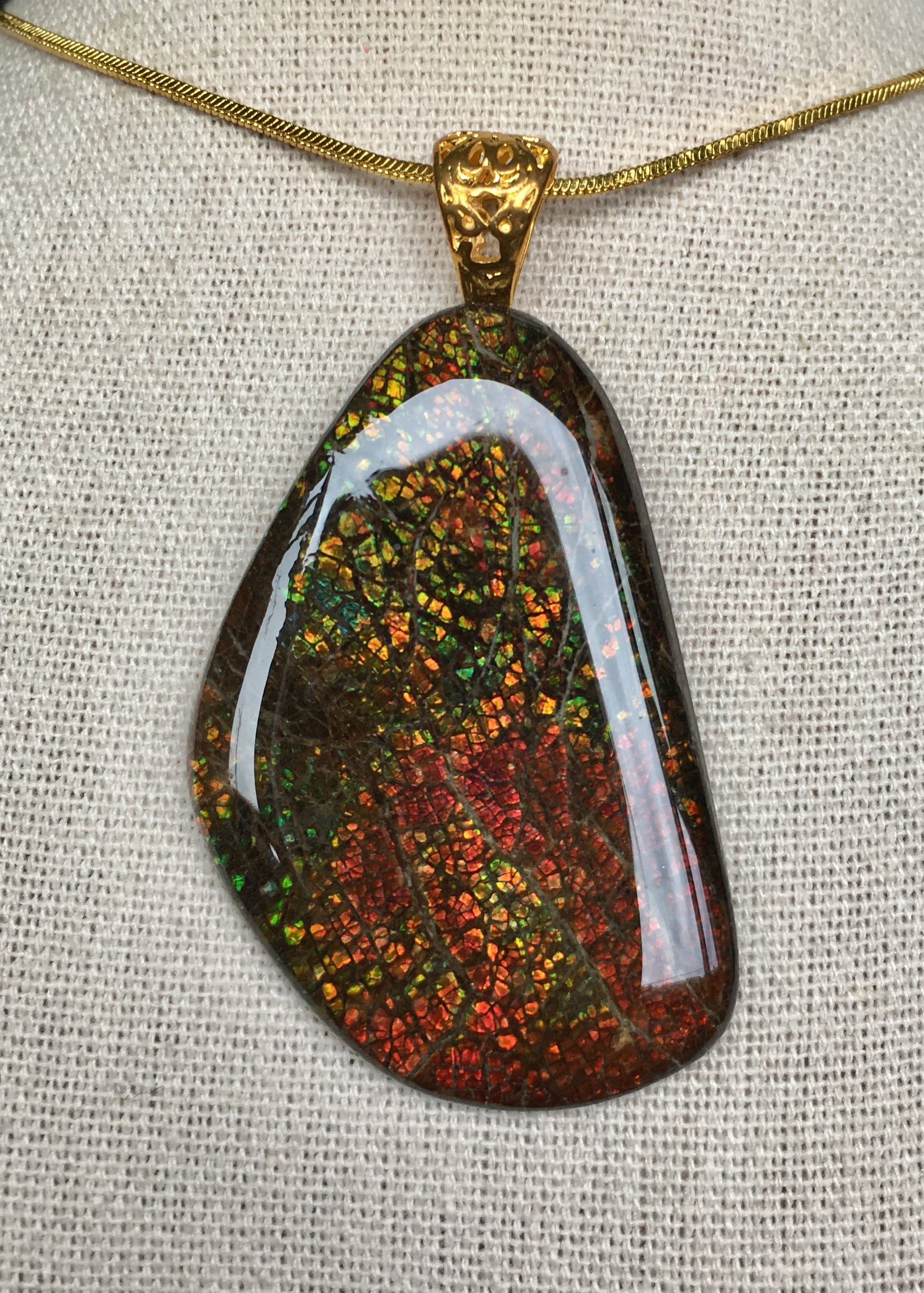 Ammolit Anhänger von AmmoliteRainbows