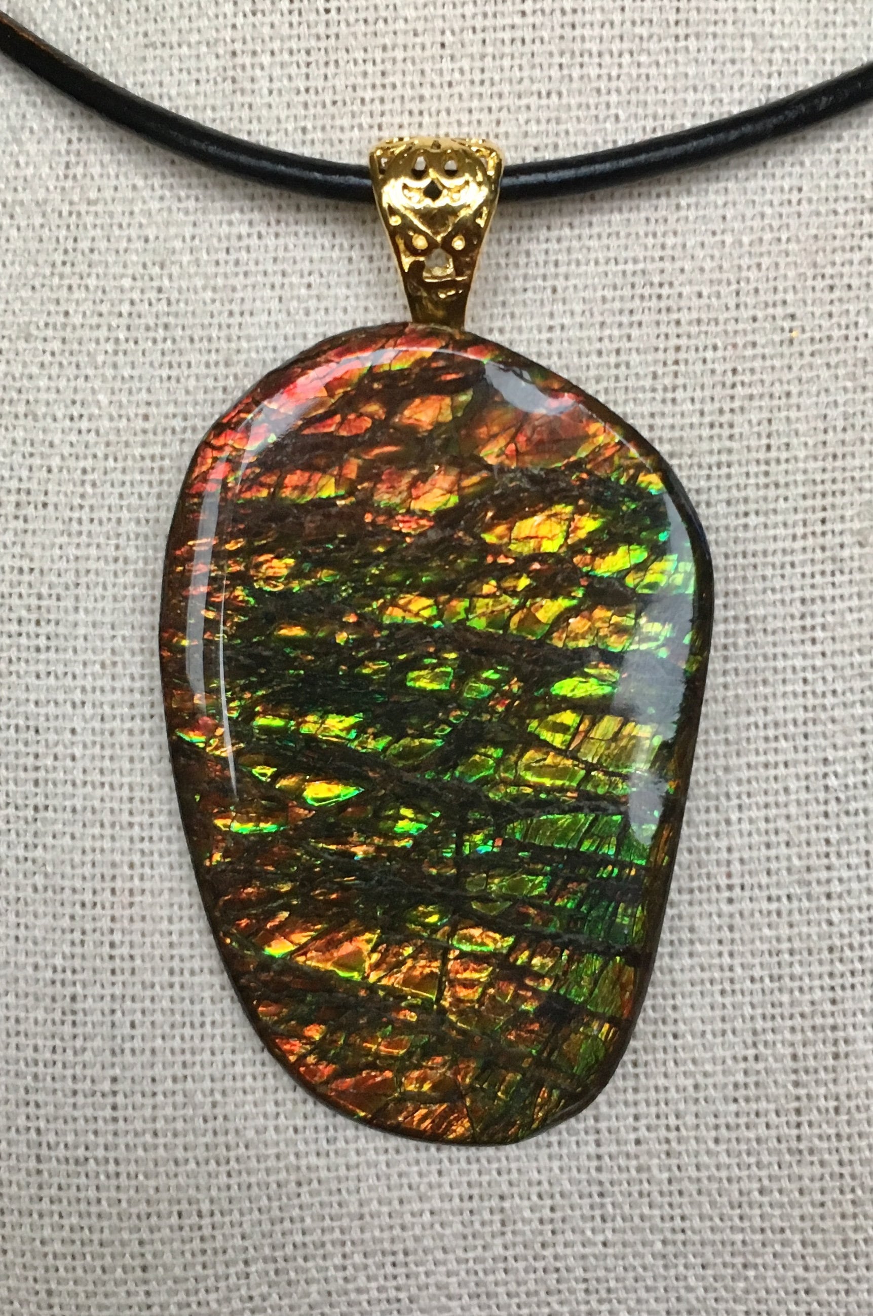 Ammolit Anhänger von AmmoliteRainbows