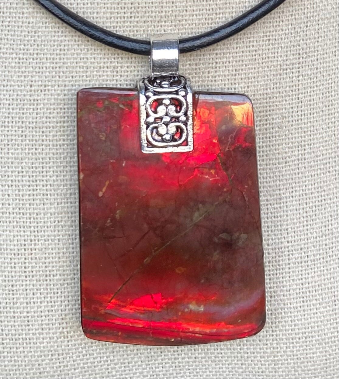 Red Blazer Ammolit Anhänger Öse Mit Sterling Overlay - Must Gelesene Beschreibung von AmmoliteRainbows