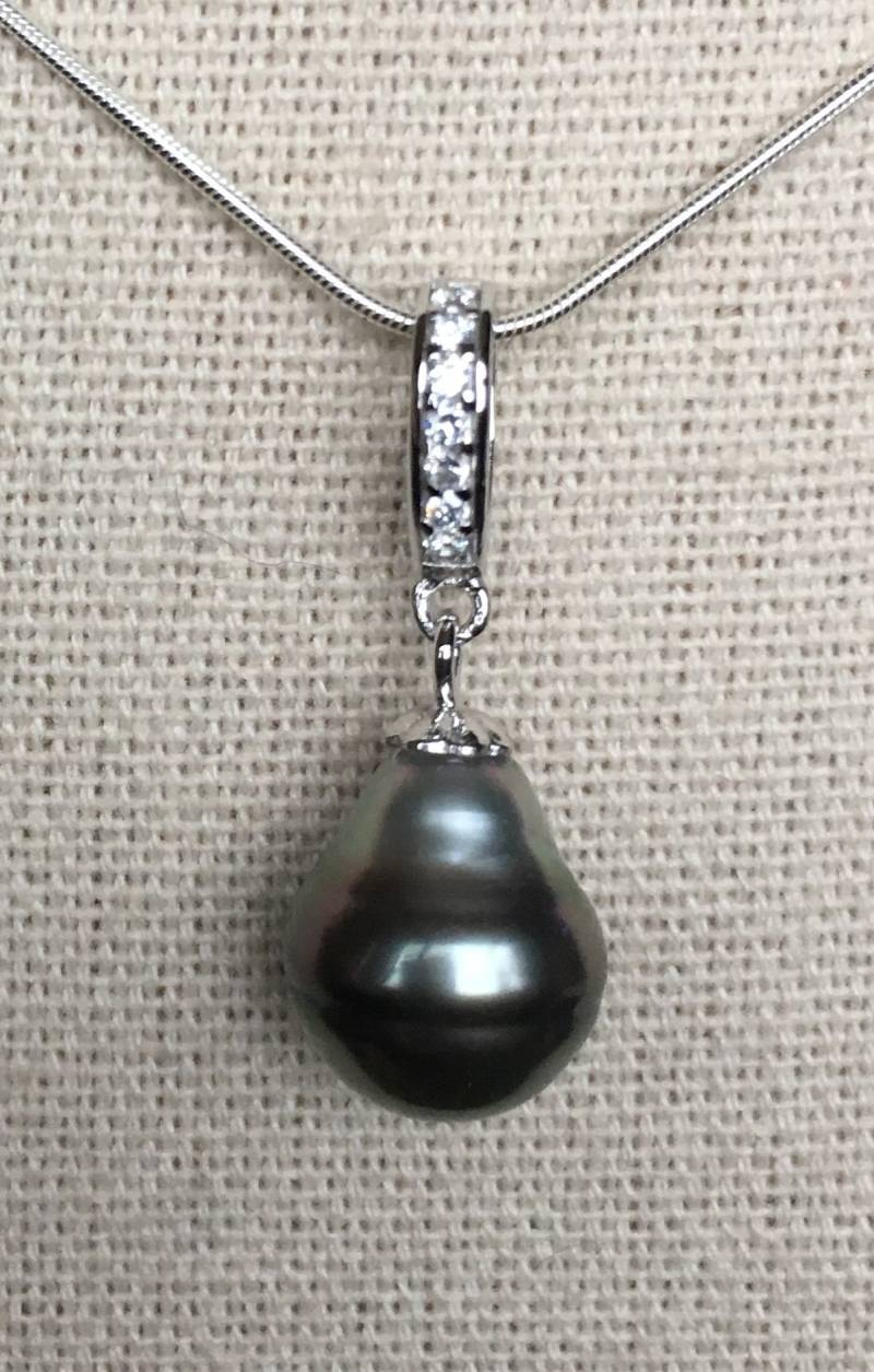 Schwarze Perle Tahiti Anhänger Schwarze Perle Tahiti Anhänger von AmmoliteRainbows