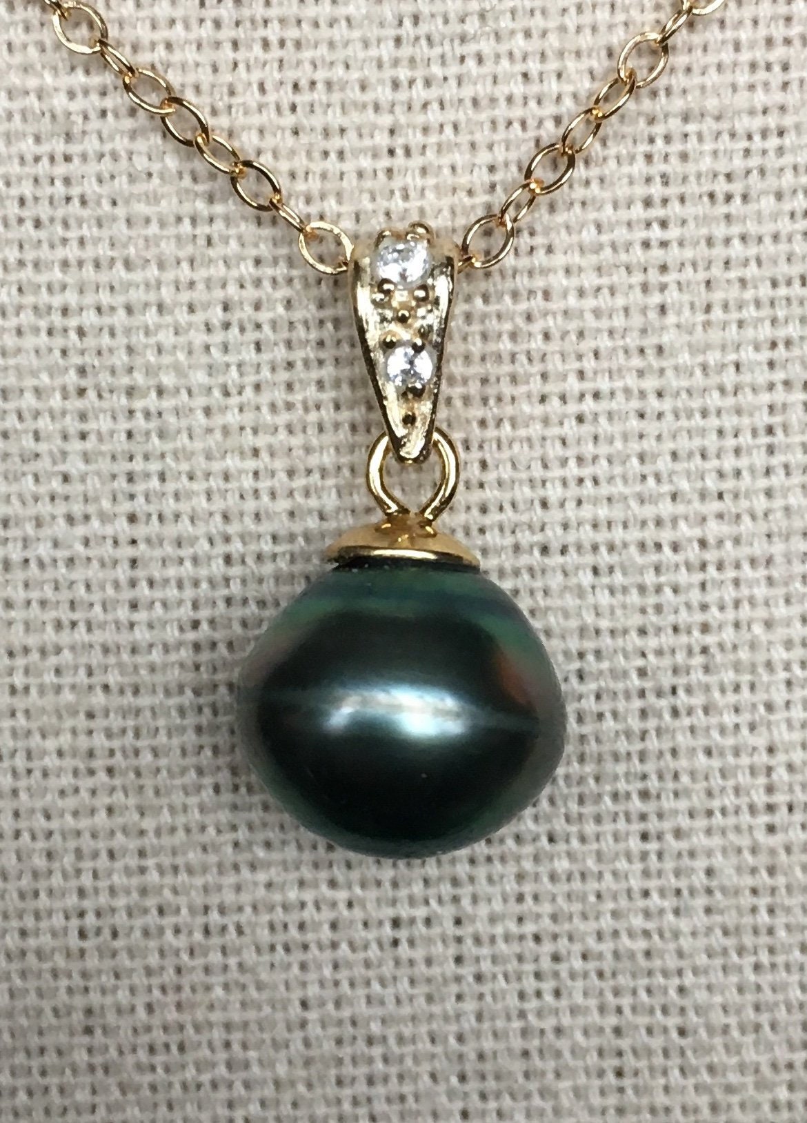 Schwarze Perle Tahiti Anhänger Schwarze Perle Tahiti Anhänger von AmmoliteRainbows