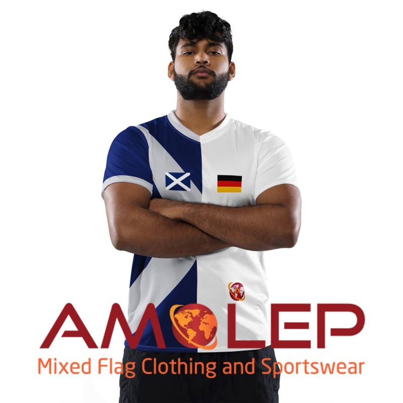 Half Scotland-Half Germany Dual Nation Combo Flag Amolep Binational Unisex Soccer/Football Jersey von Amolep