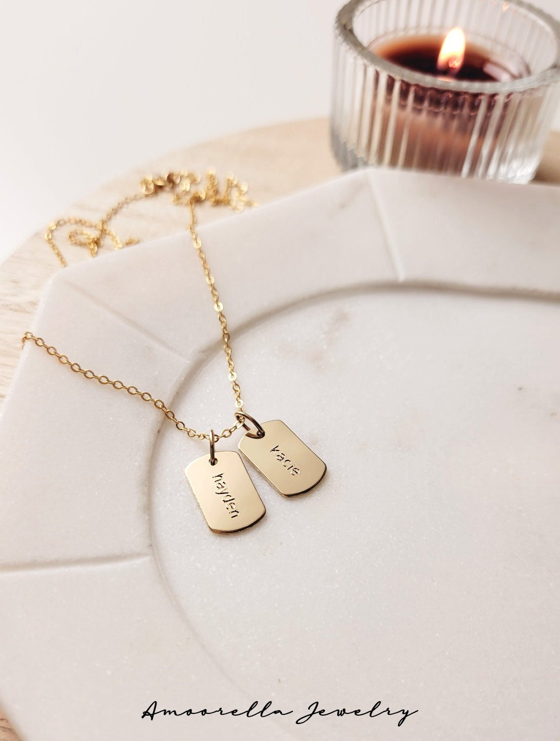 Name Plättchen Halskette Koa | Mini Anhänger | Kinder Namen Mini Dog Tags Mehrere Hinzufügen 1 2 3 4 5 Kleine Geburtsdaten Hochzeit Initialen Name Plättchen Halskette Koa | Mini Anhänger | Kinder Namen Mini Dog Tags Mehrere Hinzufügen 1 2 3 4 5 Kleine Geburtsdaten Hochzeit Initialen von Amoorella