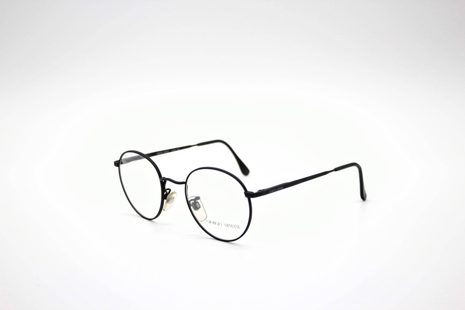 Jahrgang Giorgio Armani 201 Pantos Runde Metall Schwarze Brille Mit Präsentation Filter, Made in Italy Jahrgang Giorgio Armani 201 Pantos Runde Metall Schwarze Brille Mit Präsentation Filter, Made in Italy von AmorVintageEyewear
