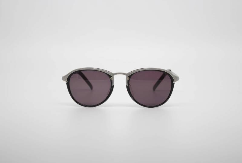 Jahrgang Jean Paul Gaultier Sonnenbrille 56-3273 Pantos Runde Metall Steampunk Schwarz Mit Original Sonnenschutzmittel, Hergestellt in Japan Nos Jahrgang Jean Paul Gaultier Sonnenbrille 56-3273 Pantos Runde Metall Steampunk Schwarz Mit Original Sonnenschutzmittel, Hergestellt in Japan Nos von AmorVintageEyewear