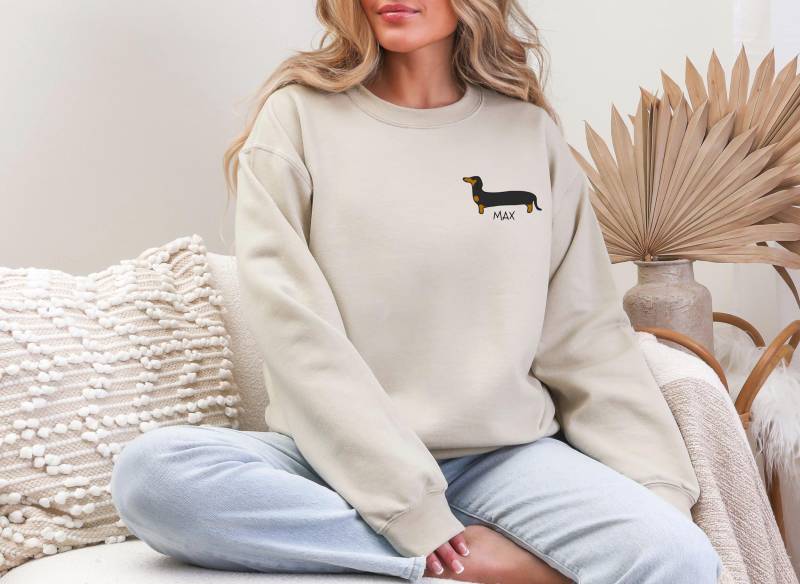 Personalisierter Dackel Pullover, Benutzerdefinierte Hundepullover, Geschenk, Gemütlicher Haustier Liebhaber Hunde Mama Oder Papa Shirt von AmoreVibes
