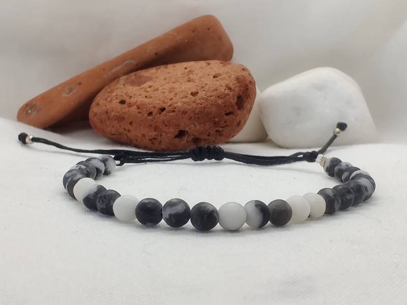 Jaspis Perlen Herren Armband Zebra Stein Für Männer Spirituelle Meditation Schwarzes Geschenk Ihn Heilstein Schmuck von Amoreecolore