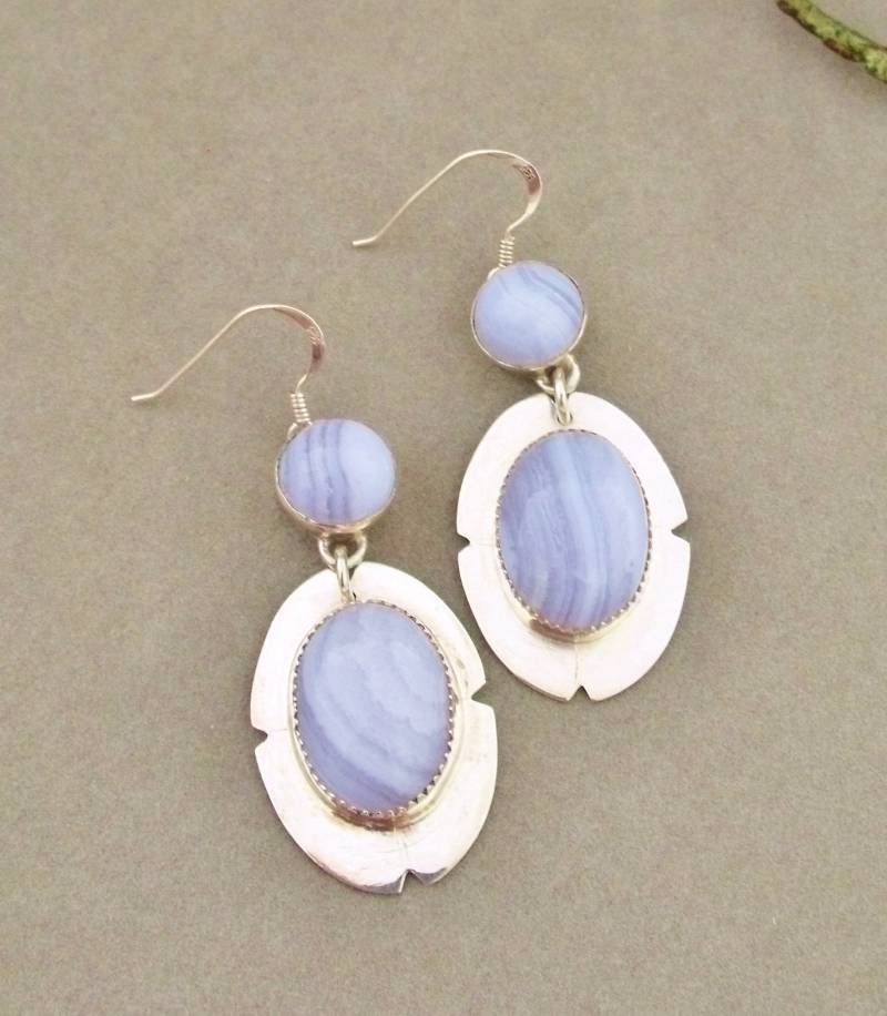Handgefertigte Blaue Spitze Achat Silber Statement Ohrringe, Multi Stein Blau Ohrringe Handgefertigte Blaue Spitze Achat Silber Statement Ohrringe, Multi Stein Blau Ohrringe von Amountaindesigns