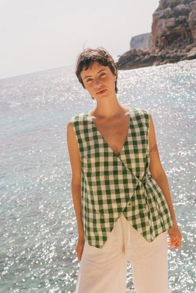 AmourLinen Blanca ärmelloses Leinenoberteil von AmourLinen