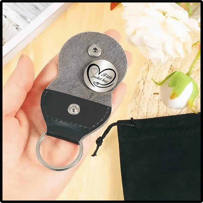 Pocket Hug Edelstahl-Schlüsselanhänger Ferngeschenk Pocket Hug Edelstahl-Schlüsselanhänger Ferngeschenk von Amournest