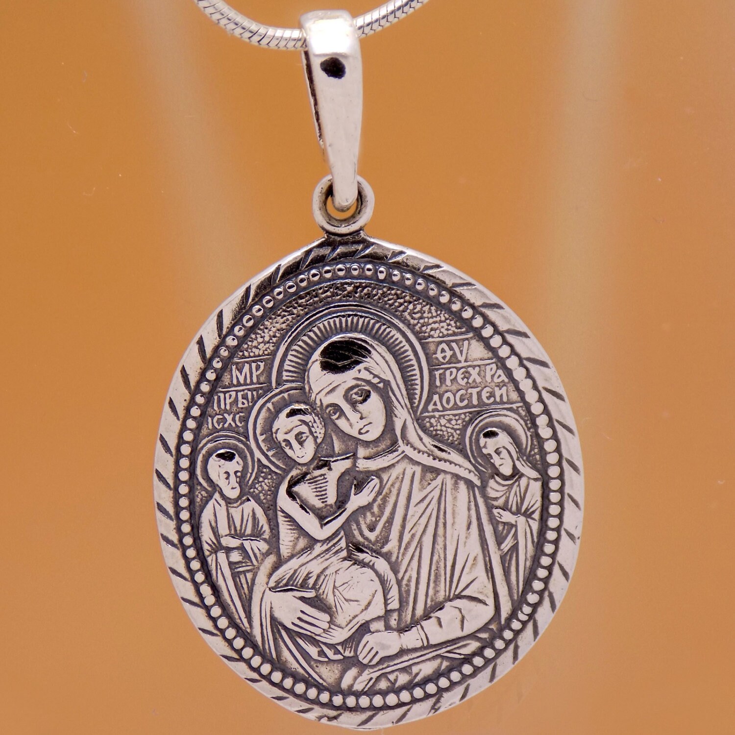 Massive Sterling Silber Heilige Jungfrau Maria Christus Kind Jesus Symbol Anhänger 925 Hallmark Classic Design Unglaubliche Oxidierte Handgefertigte von AmphoraJewelry