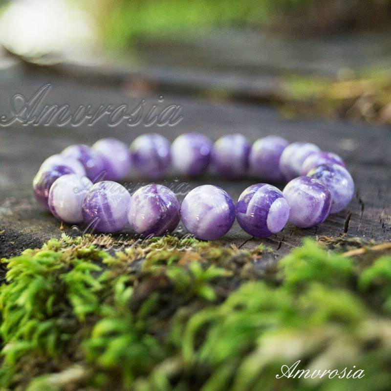 Amethyst Armband - Kristall Februar Geburtsstein 10 Mm Perlenarmband Stein Perlen Energie Steine von AmvrosiaDesign