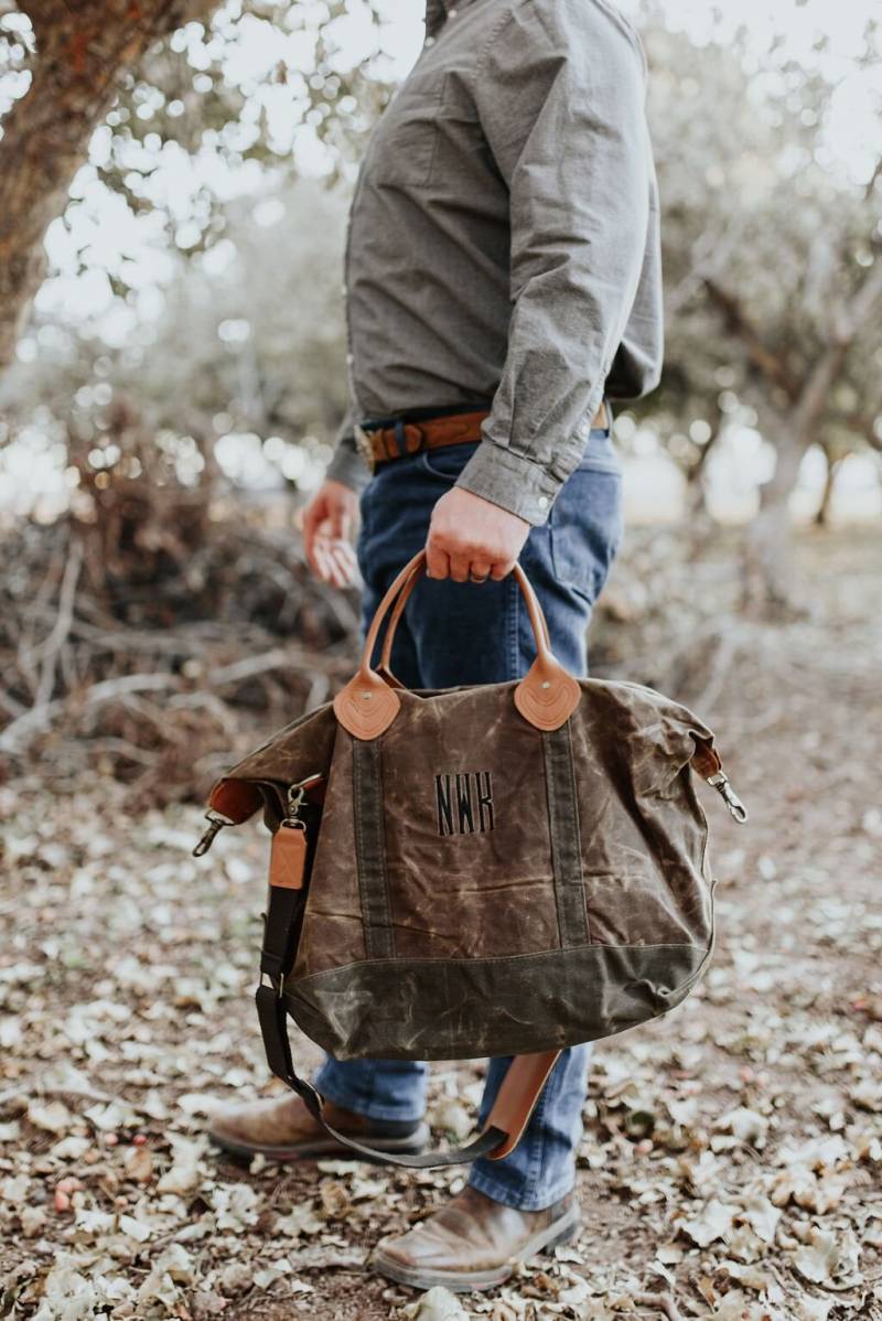 Bestickte Herren Waxed Canvas Weekender Satchel Duffle Gepäck Reisetasche von AmyAnneApparel
