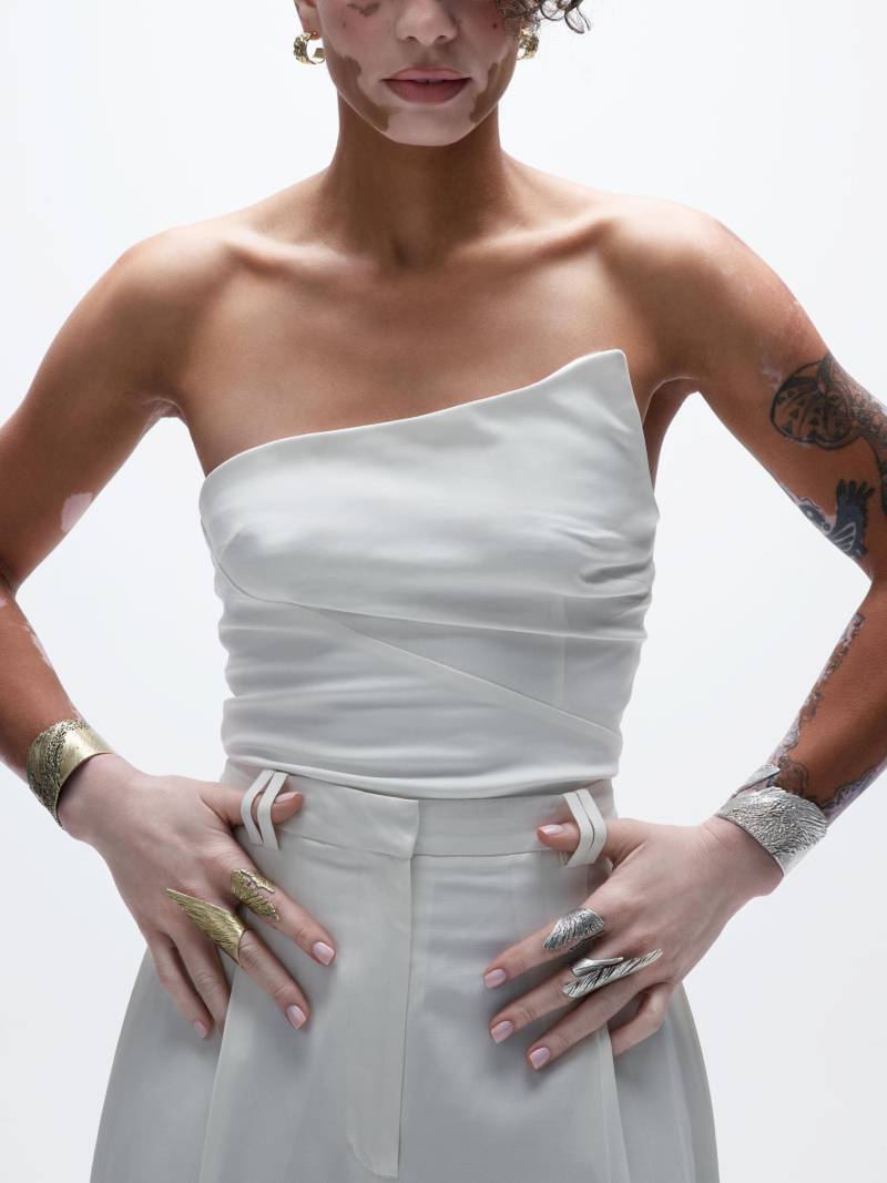 Stark Strukturiertes Bündchen Mit "Träne" von AmyJMetals