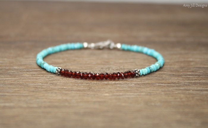 Dornröschen Türkis Armband, Granat Schmuck, Bali Silber Perlen, Dezember Geburtsstein Dornröschen Türkis Armband, Granat Schmuck, Bali Silber Perlen, Dezember Geburtsstein von AmyJillDesigns