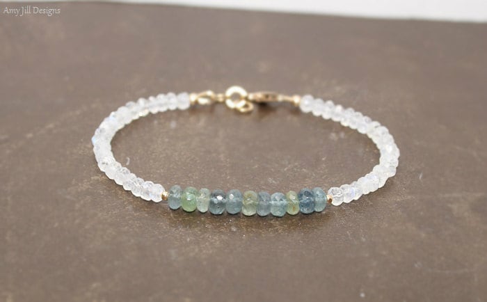 Moos Aquamarin Und Mondstein Armband, Schmuck, Layering, Edelstein Armband von AmyJillDesigns