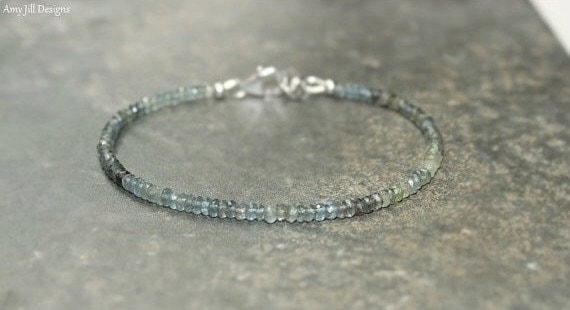 Moss Aquamarine Armband, Schmuck, März Geburtsstein, Ombre, Schichtedelsteinschmuck Moss Aquamarine Armband, Schmuck, März Geburtsstein, Ombre, Schichtedelsteinschmuck von AmyJillDesigns