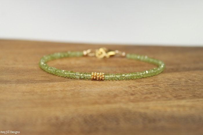 Peridot Armband, Vermeil Oder Sterling Silber Bali Perlen, Schmuck, August Geburtsstein, Minimalist, Edelsteinschmuck Peridot Armband, Vermeil Oder Sterling Silber Bali Perlen, Schmuck, August Geburtsstein, Minimalist, Edelsteinschmuck von AmyJillDesigns