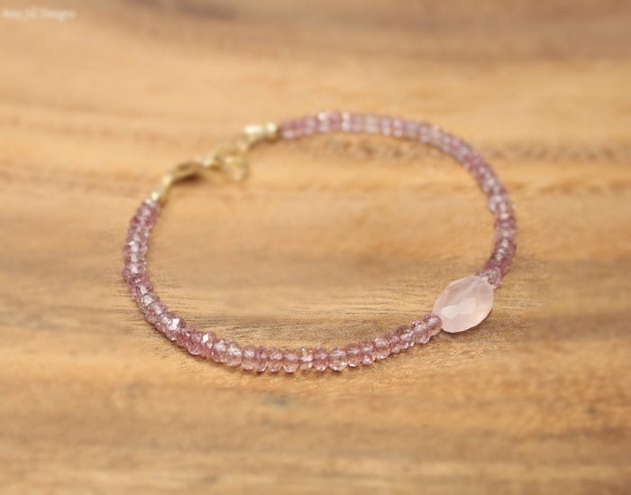 Rosa Topas Und Rosenquarz Armband, Schmuck, Layering, Edelstein Gold Gefüllt Rosa Topas Und Rosenquarz Armband, Schmuck, Layering, Edelstein Gold Gefüllt von AmyJillDesigns
