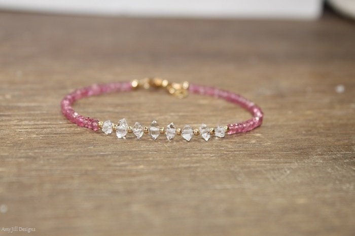 Rosa Turmalin Und Herkimer Diamant Armband, Schmuck, April & Oktober Geburtsstein, Edelsteinschmuck Rosa Turmalin Und Herkimer Diamant Armband, Schmuck, April & Oktober Geburtsstein, Edelsteinschmuck von AmyJillDesigns