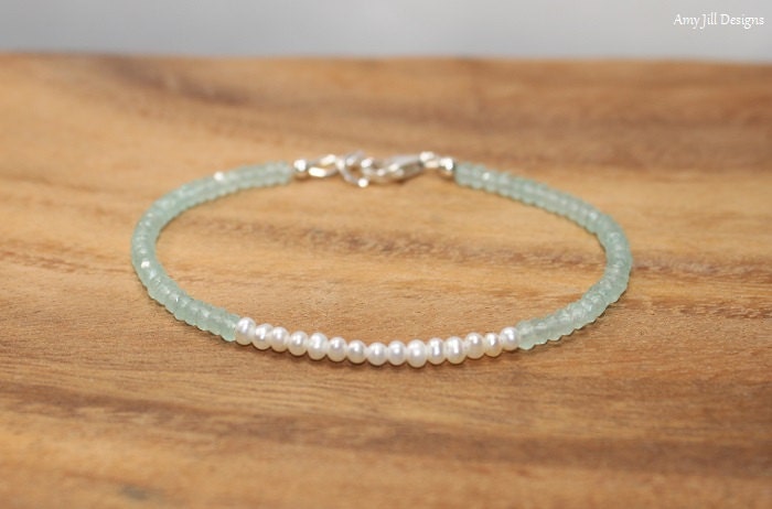 Süßwasserperle Und Aqua Chalcedon Armband, Schmuck, Juni Geburtsstein, Edelsteinschmuck Süßwasserperle Und Aqua Chalcedon Armband, Schmuck, Juni Geburtsstein, Edelsteinschmuck von AmyJillDesigns