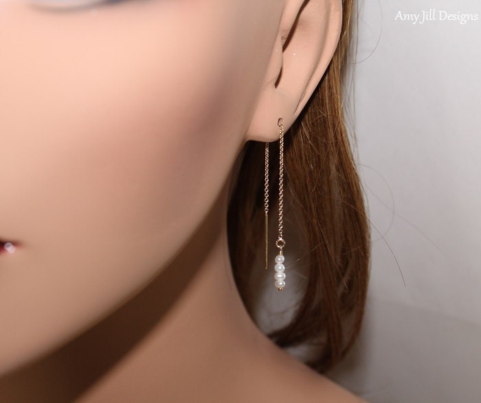 Weiße Süßwasserperle Ohrringe, Ohrhänger Perlenschmuck, Hochzeit, Brautjungfer, Modern, Danity, Federleicht von AmyJillDesigns