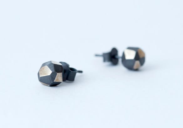 Oxidierte Silber Rock Ohrstecker Oxidierte Silber Rock Ohrstecker von AmyRadJewellery