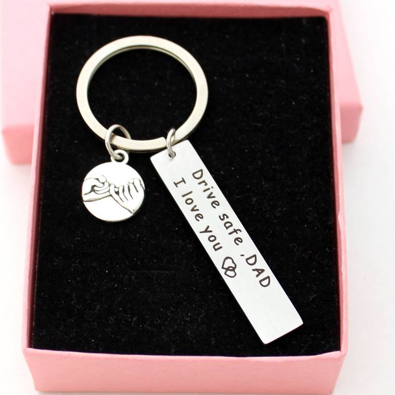 Drive Safe I Love You Keychain, Familienmitglieder Schlüsselanhänger, Papa, Mama, Schwester, Bruder, Pinky Promise Keyring von AmyStoresArt