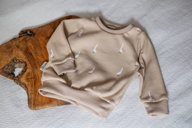 Baby Sweater Aus Rib Stoff Mit Gänsen/Neugeborenen-Set Passender Pumphose von AmysBlossom