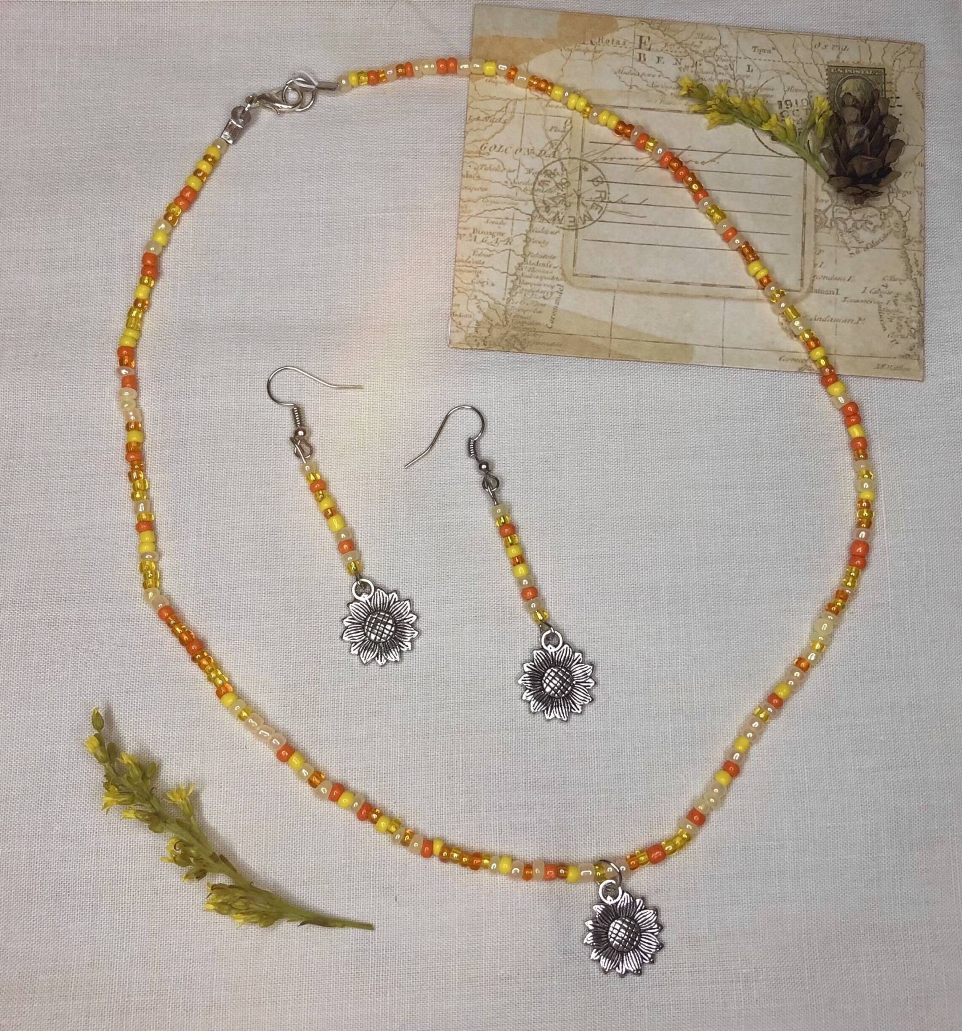 Sonnenblume Gelb Halskette Und Ohrring Perlen Set Handgefertigt von AmysDaydreamDesigns