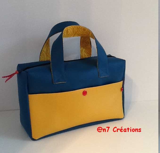 Blau Und Gelb Kunstleder Pflege Kit von An7creations7