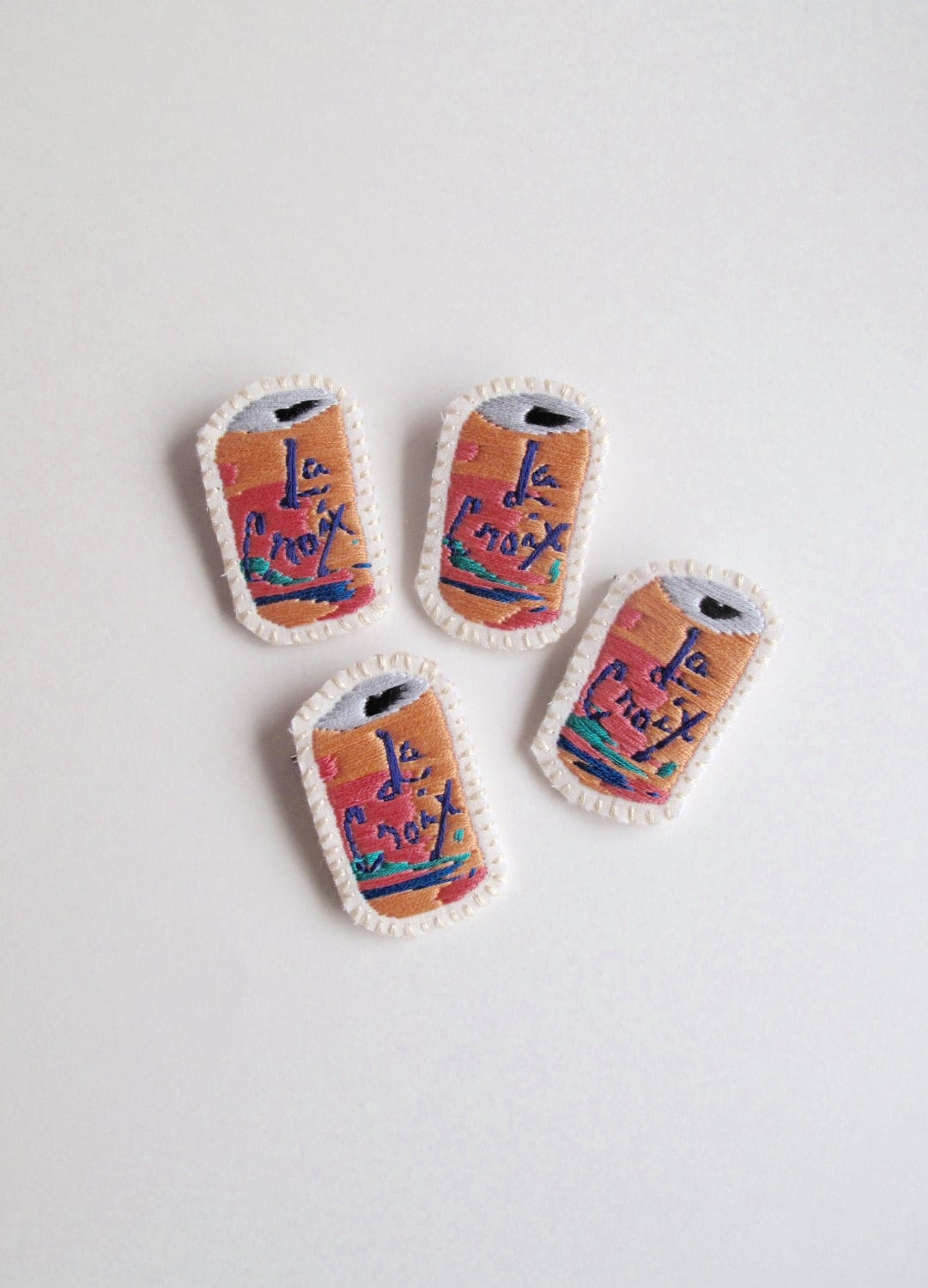 La Croix Brosche Anstecknadel Pamplemousse Design Mit Baumwollfäden Auf Musselin Und Filz An Astrid Endeavor La Croix Brosche Anstecknadel Pamplemousse Design Mit Baumwollfäden Auf Musselin Und Filz An Astrid Endeavor von AnAstridEndeavor
