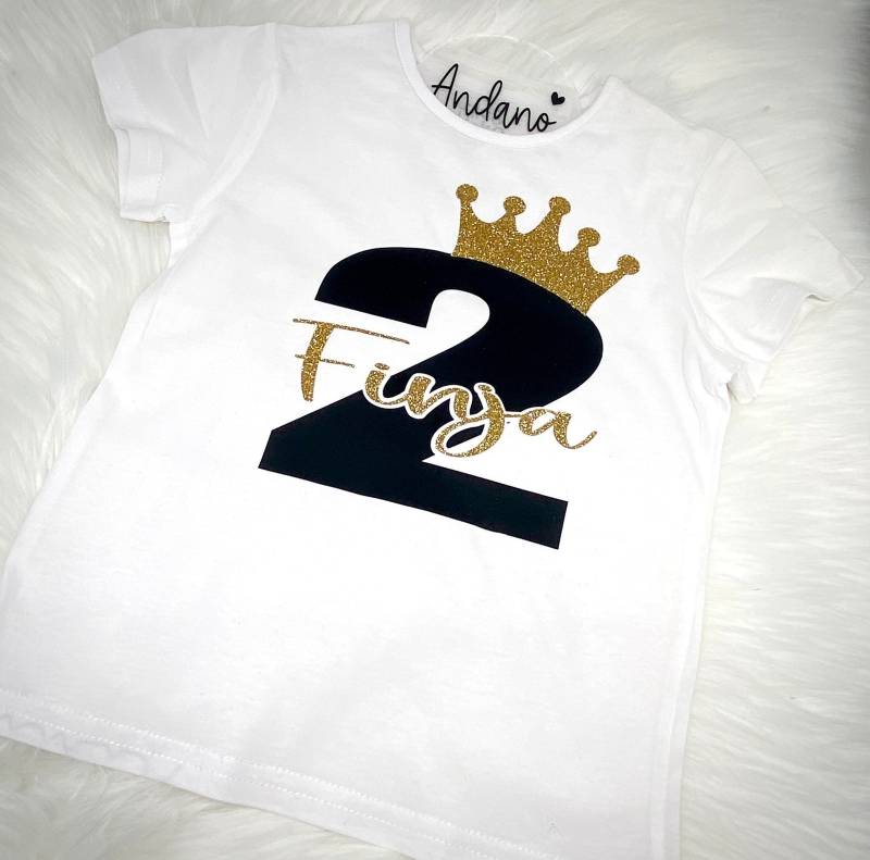 Geburtstag | Kinder T-Shirt Personalisiert Geburtstagsshirt Wunschzahl & Name Birthday Krone von AnDaNo10