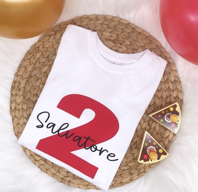 Geburtstag | Kinder T-Shirt Personalisiert Geburtstagsshirt Wunschzahl & Name Birthday von AnDaNo10