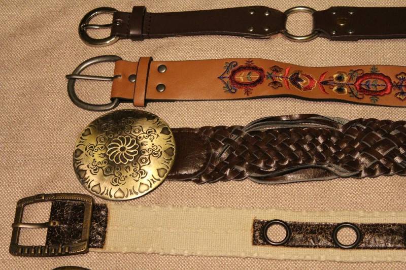 Damen Modegürtel ~ Leder Geflochten Verstellbar Elastisch Kunststoff Vintage Mode Accessoire Damen Modegürtel ~ Leder Geflochten Verstellbar Elastisch Kunststoff Vintage Mode Accessoire von AnEraOfMemories