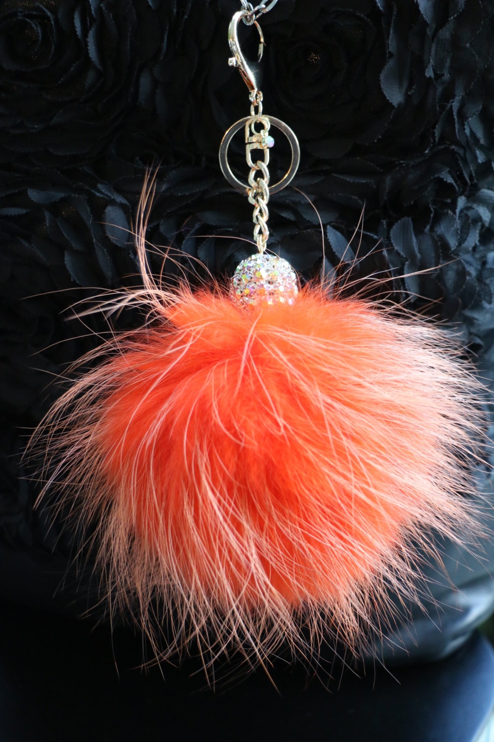 Pelz Pom Schlüsselanhänger, Kunstfell Pom, Taschenanhänger, Kaninchen Fell Geldbörse Accessoire von AnExtraSpecialDesign