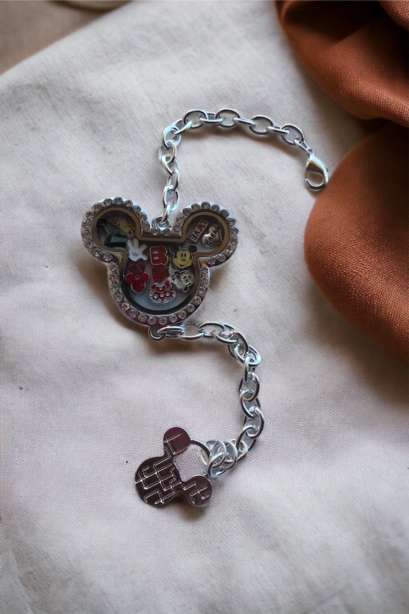 48 Mm Kristall Versilbert Living Memory Floating Charm Locket Armband von AnEyeForCreating