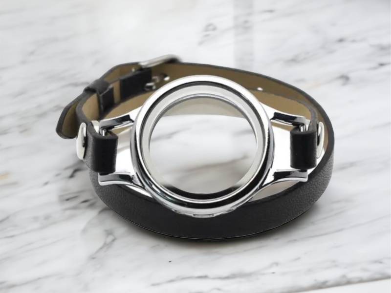 Doppel Riemen 30 Mm Glas Living Memory Floating Charm Leder Medaillon Armband von AnEyeForCreating