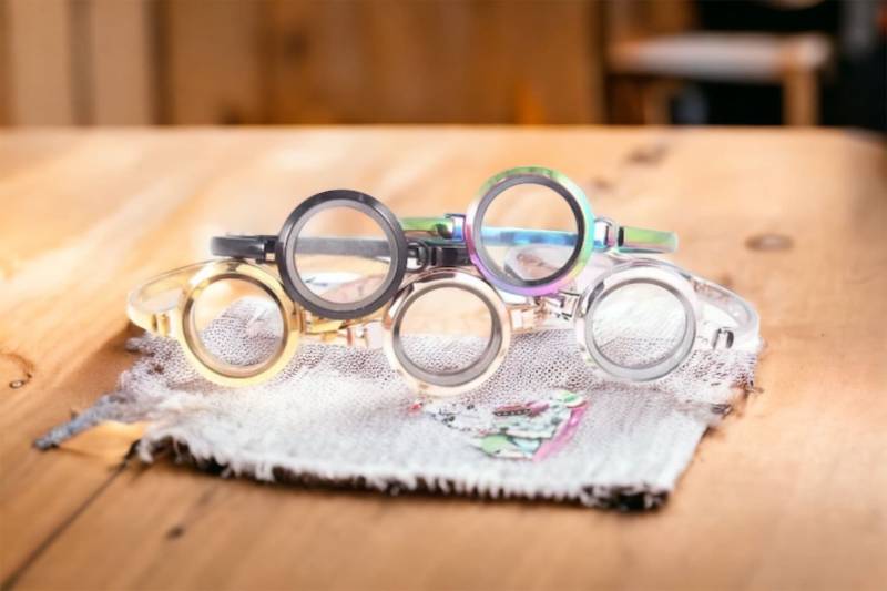 Personalisierte Edelstahl 30 Mm Glas Floating Memory Living Medaillon Armreif von AnEyeForCreating