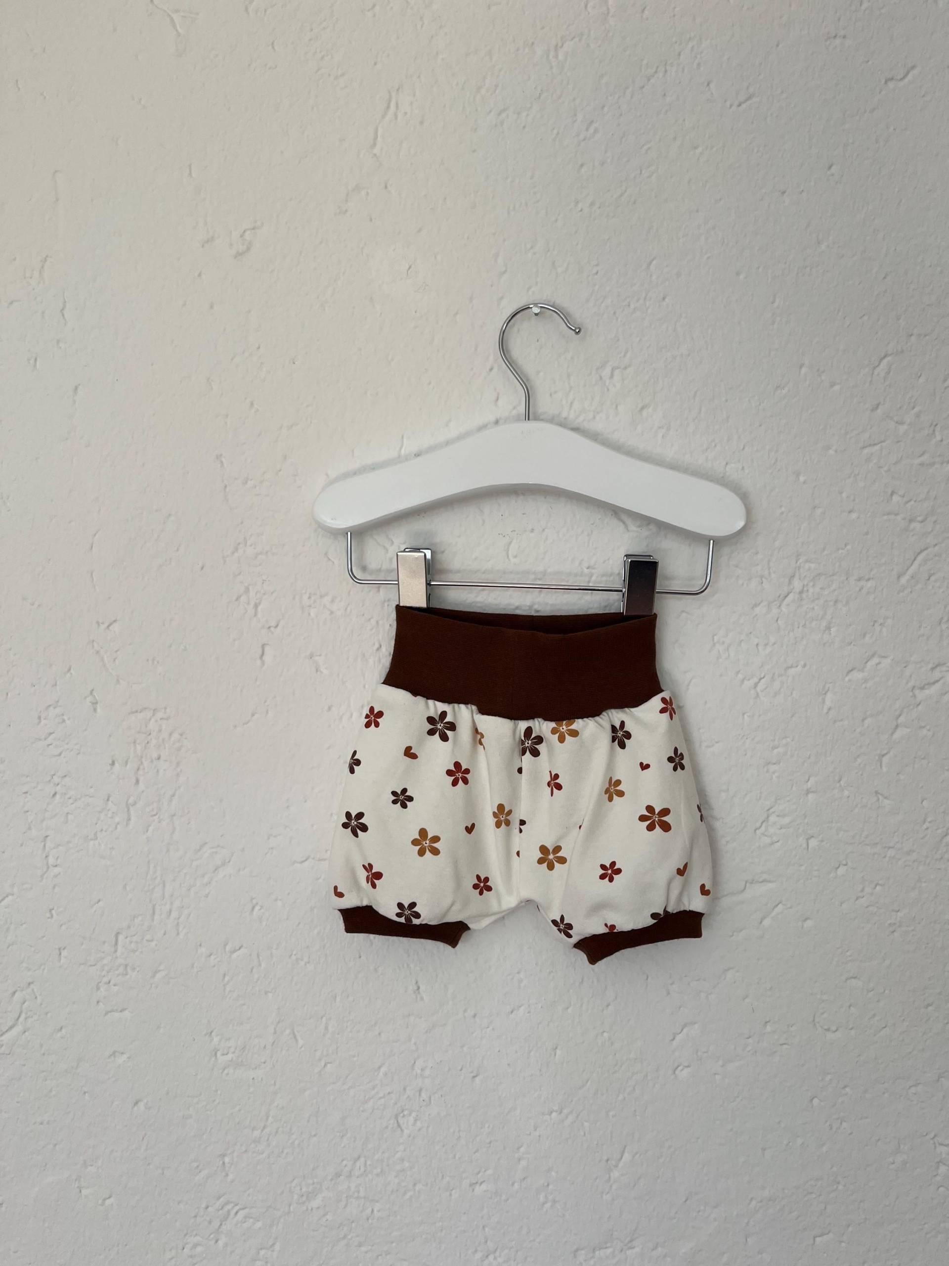 Blumen & Herzen Pumphose Kurz | Größe 56/62 von AnKieShop