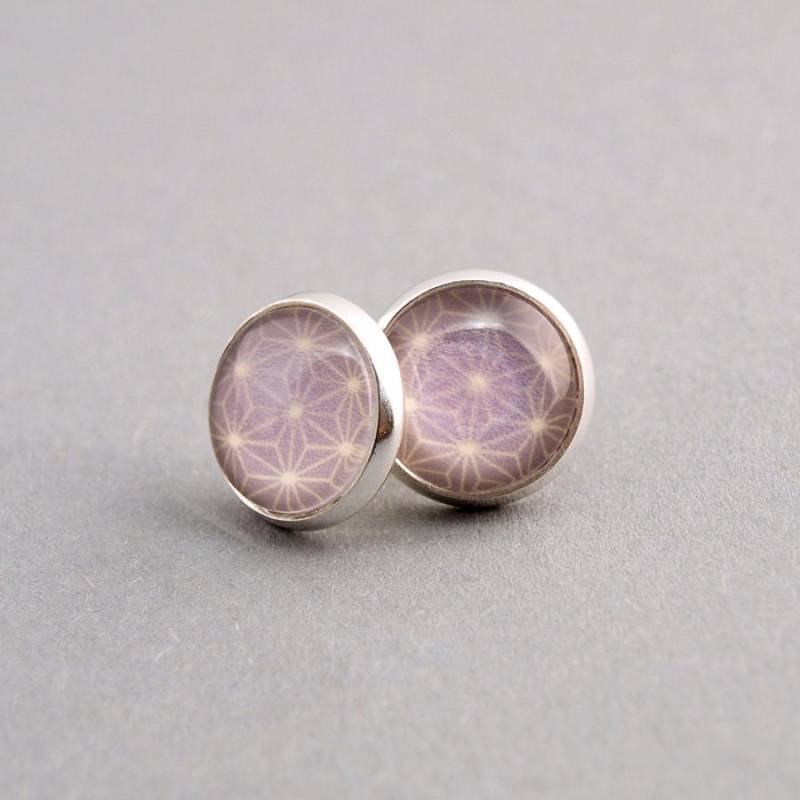 Silberne Ohrstecker - Zart Lilafarbenes Sternmuster | Geschenkidee Für Freundin von AnaKarijoka