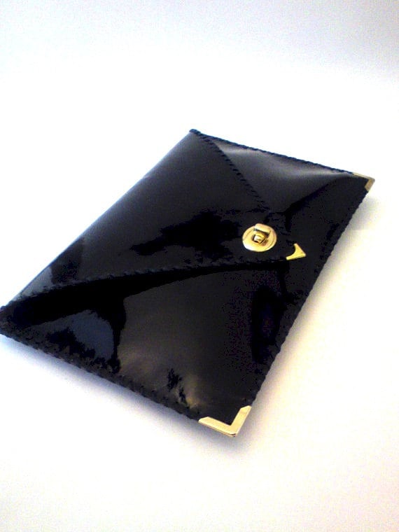 Handgefertigte Schwarze Lackleder Clutch Umschlag Abendtasche von AnaKoutsi