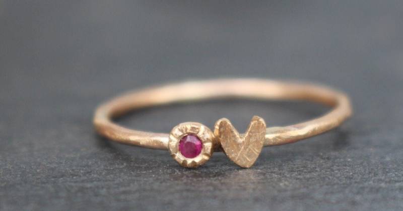 14 K Gold Rubin Ring Mit Herz Geburtsstein September 14 K Gold Rubin Ring Mit Herz Geburtsstein September von AnaKrolljewelry